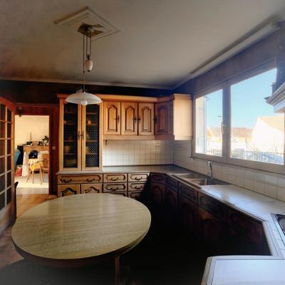 Maison - 98 m² - 5 pièces