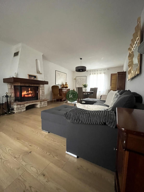 Maison - 100 m² - 6 pièces