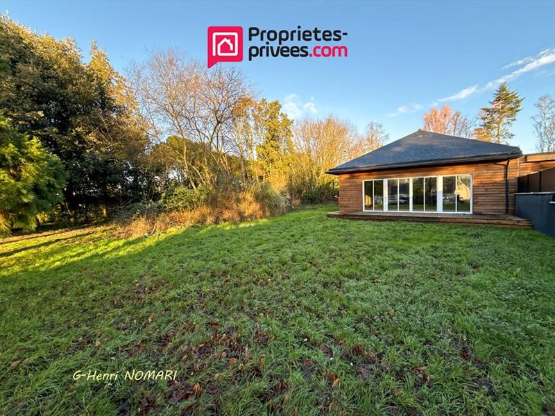 Maison - 234 m² - 3 pièces