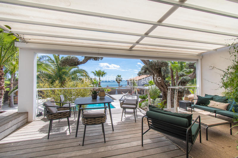 Maison - 215 m² - 6 pièces