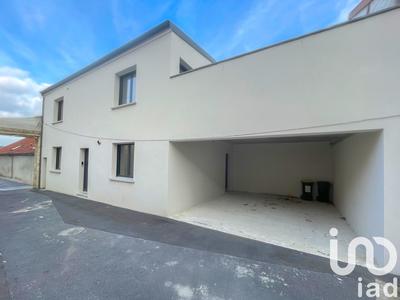 Maison - 102 m² - 4 pièces