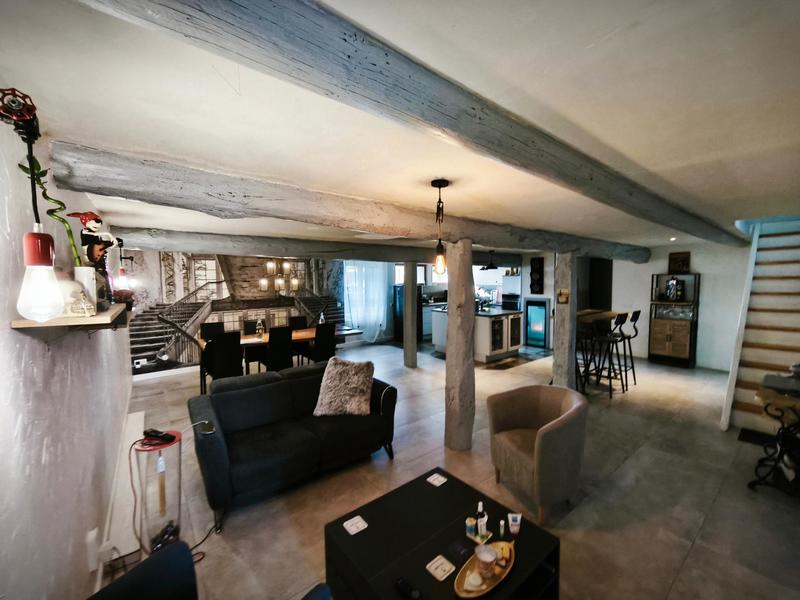 Maison - 164 m² - 5 pièces