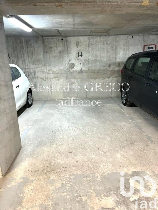 Parking - 12 m²