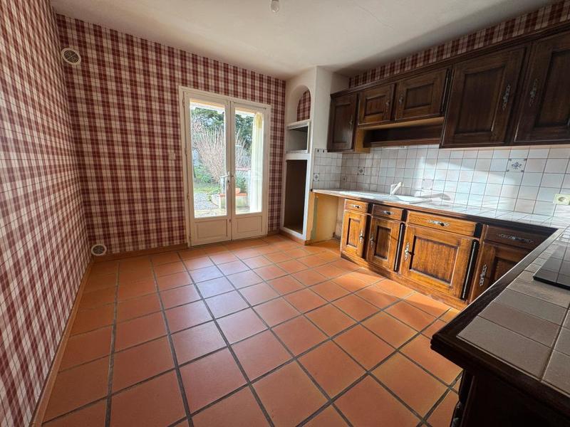 Maison - 197 m² - 9 pièces