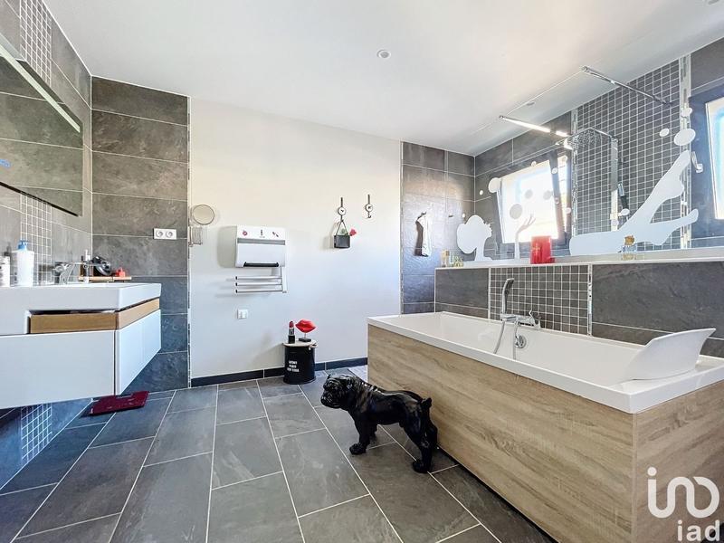 Maison - 127 m² - 4 pièces