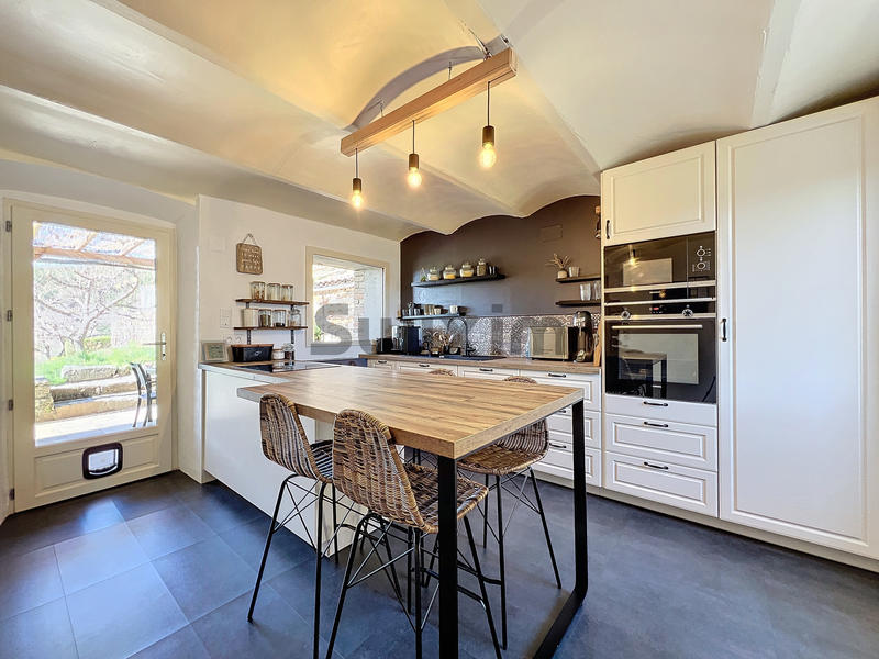 Mas - 161 m² - 7 pièces