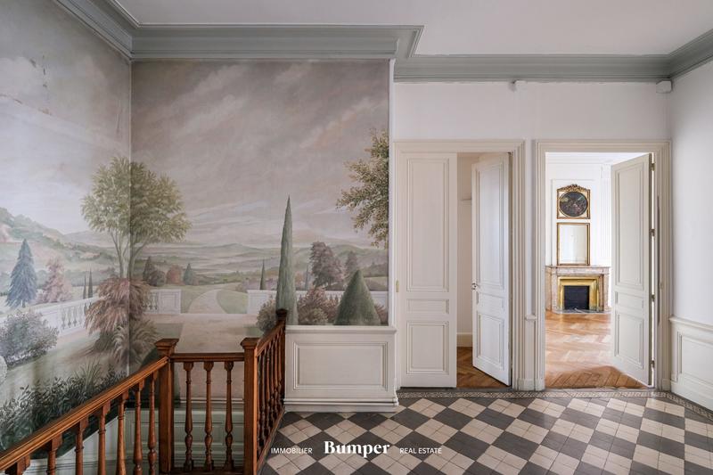 Duplex - 208 m² - 6 pièces