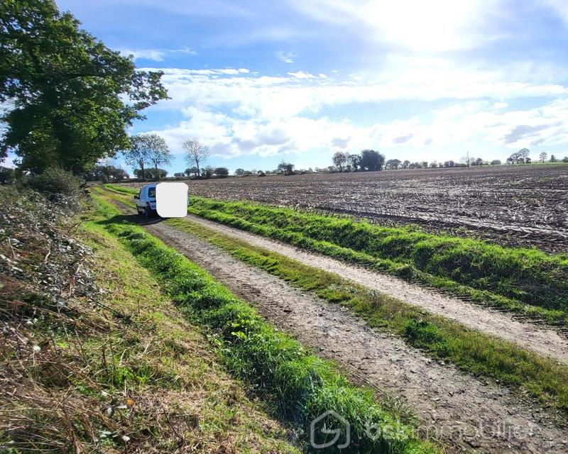 Immeuble - 70 m² - 2 pièces