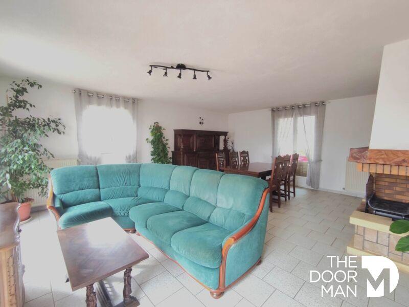 Maison traditionnelle - 180 m² - 5 pièces