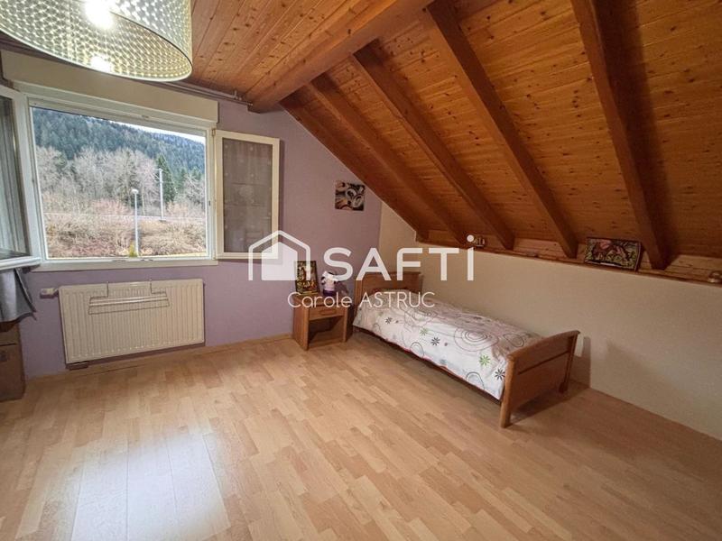Maison - 138 m² - 5 pièces