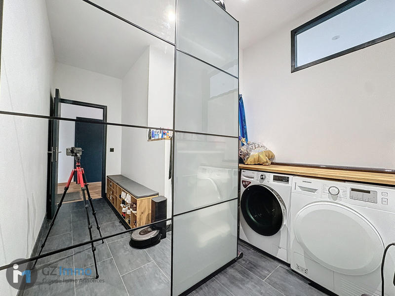 Appartement - 150 m² - 5 pièces