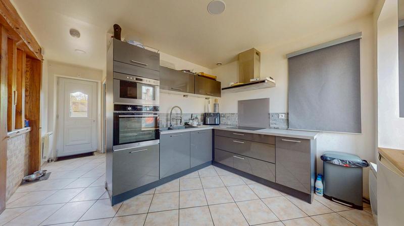 Maison - 85 m² - 4 pièces