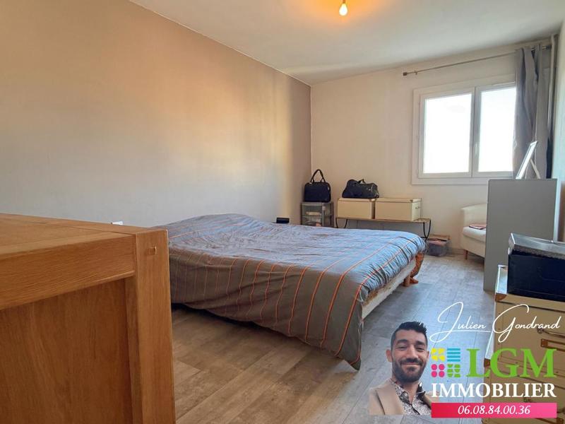 Appartement - 95 m² - 4 pièces