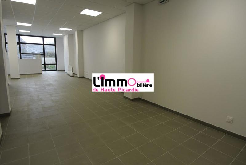 Local d'activité / Entrepôt - 84 m² - 3 pièces