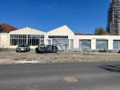 Local commercial - 760 m²