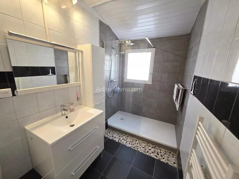 Maison - 98 m² - 4 pièces