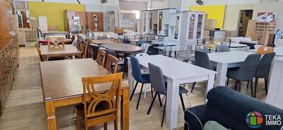 Local commercial - 242 m²