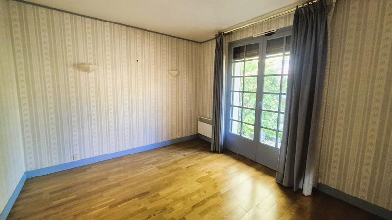 Maison - 143 m² - 7 pièces