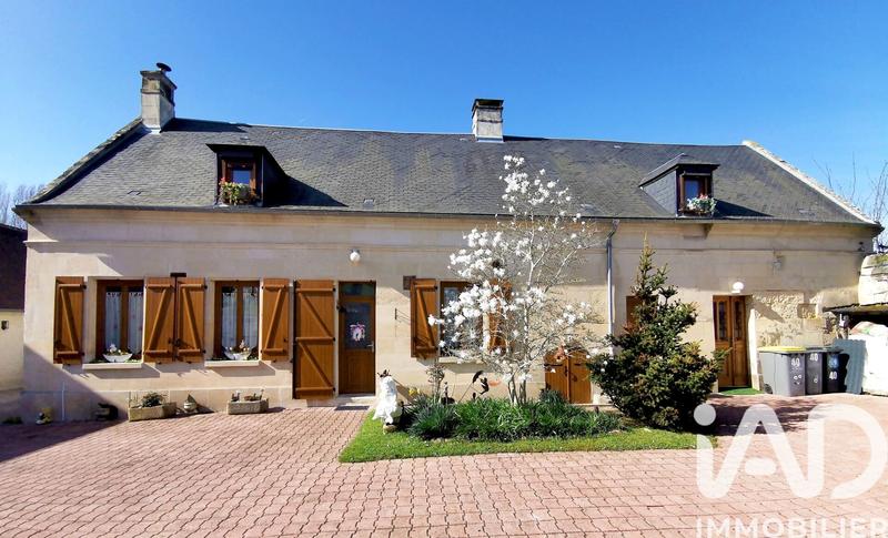 Maison - 211 m² - 7 pièces