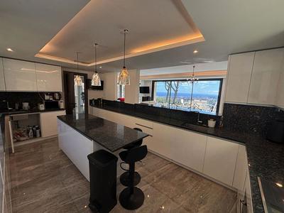 Villa - 370 m² - 7 pièces