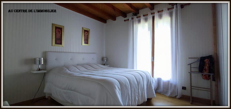 Maison - 226 m² - 7 pièces