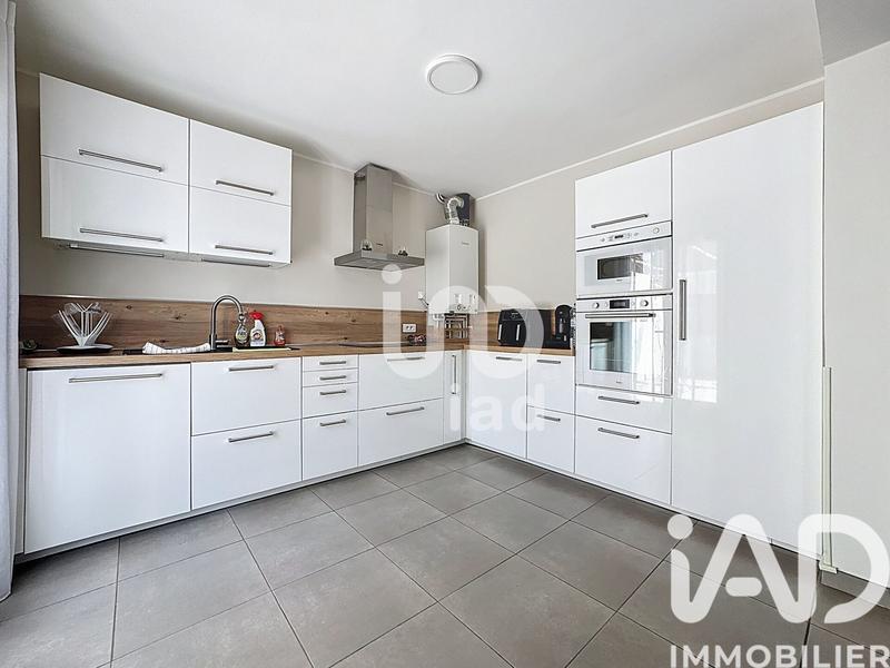 Maison - 102 m² - 4 pièces