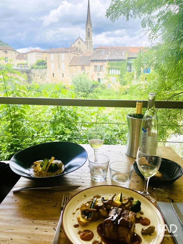 Local commercial - 212 m²