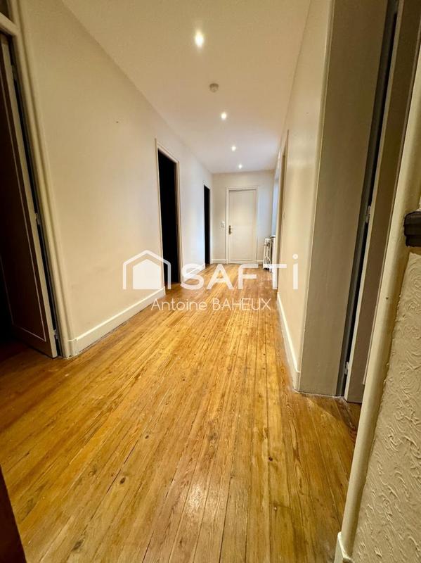 Maison - 229 m² - 9 pièces