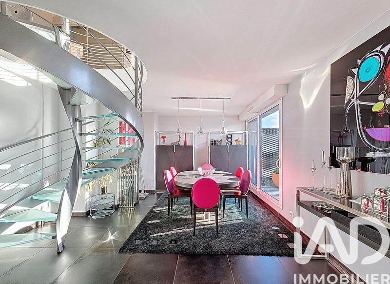 Duplex - 198 m² - 7 pièces