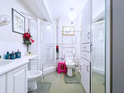 Appartement - 103 m² - 6 pièces