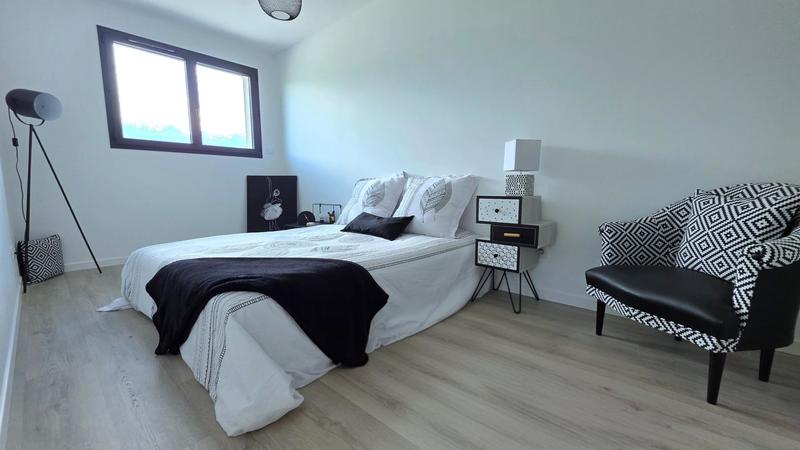 Maison - 100 m² - 5 pièces