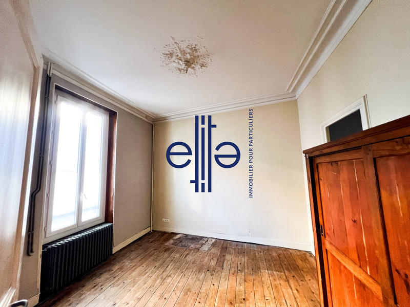 Maison - 170 m² - 9 pièces