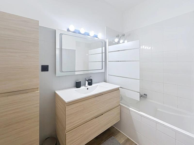 Appartement - 60 m² - 2 pièces