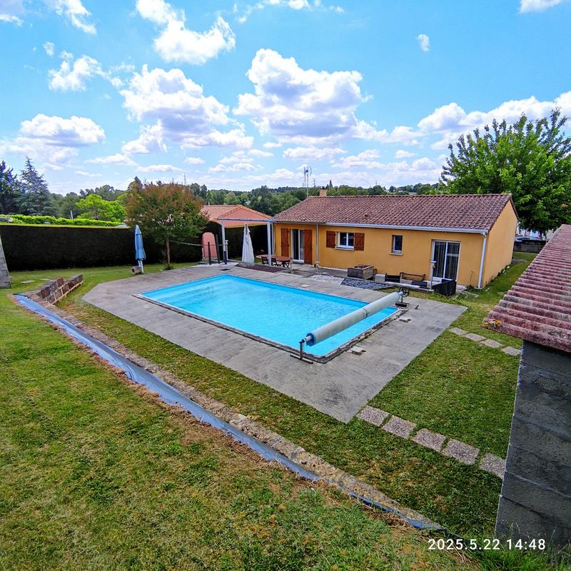 Maison - 100 m² - 4 pièces