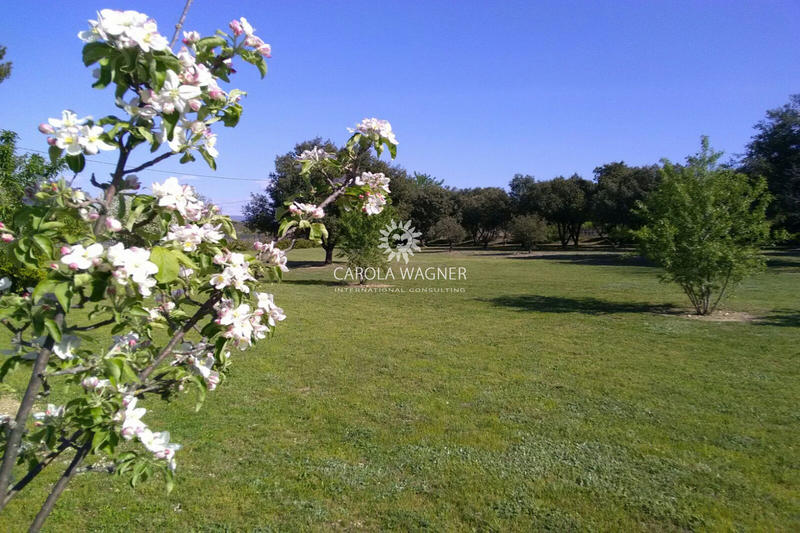 Villa - 246 m² - 8 pièces