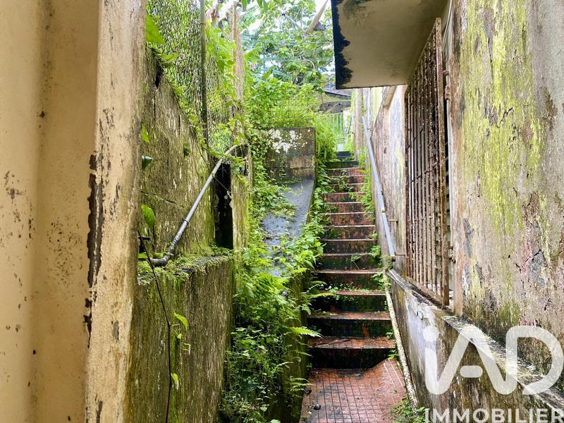 Maison - 159 m² - 9 pièces