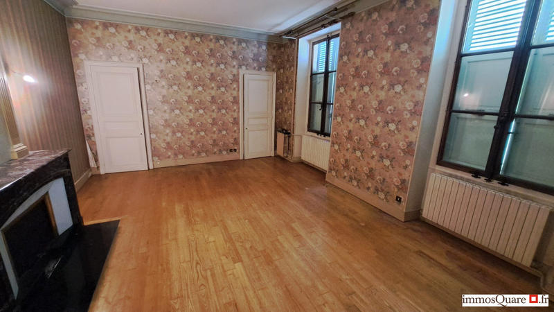 Maison ancienne - 190 m² - 6 pièces