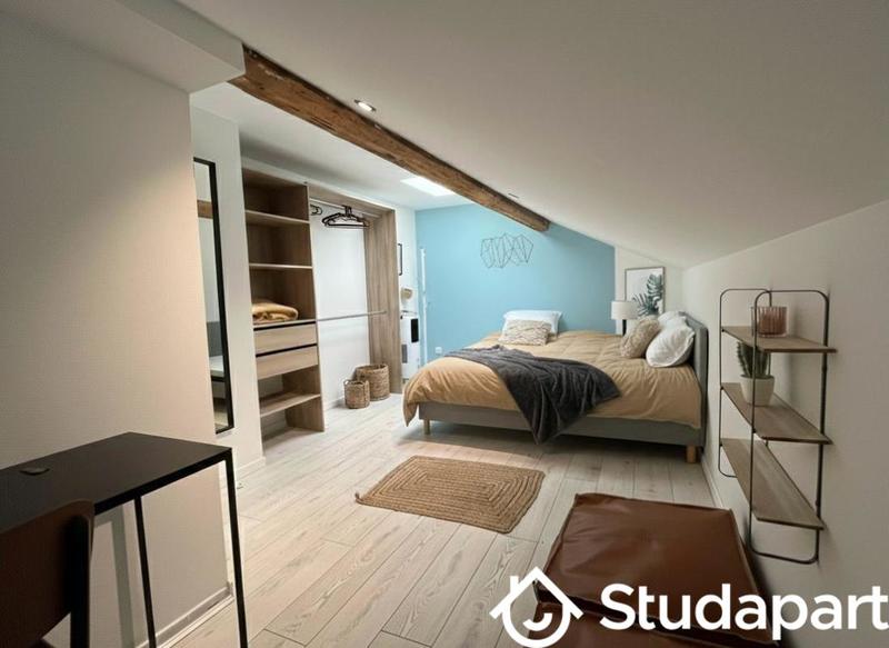 Chambre - 62 m² - 1 pièce