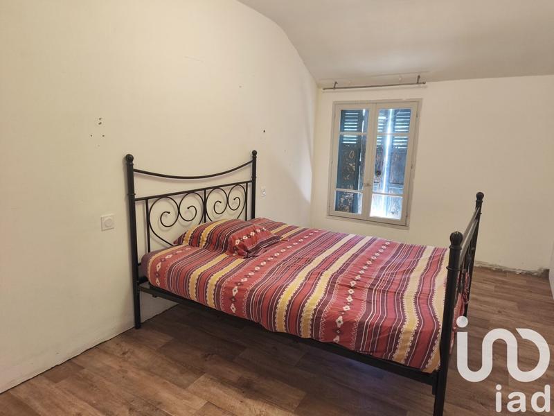 Maison - 250 m² - 7 pièces