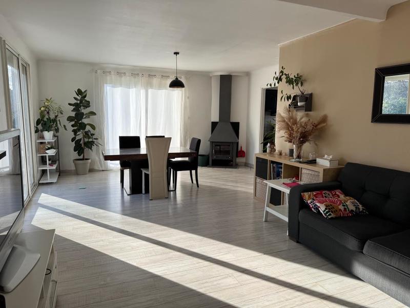Maison - 171 m² - 6 pièces