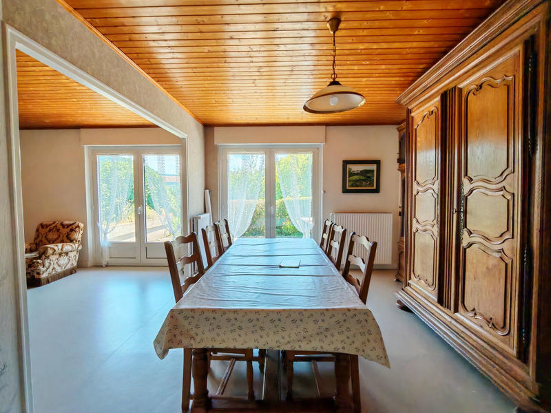 Maison - 121 m² - 6 pièces