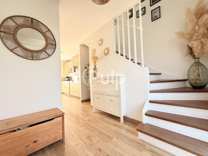 Maison - 114 m² - 8 pièces