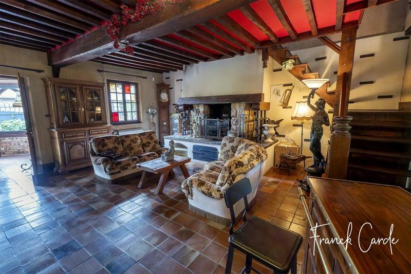 Chaumière - 170 m² - 7 pièces