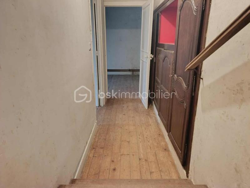 Demeure - 270 m² - 11 pièces