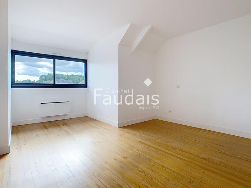 Maison - 102 m² - 5 pièces