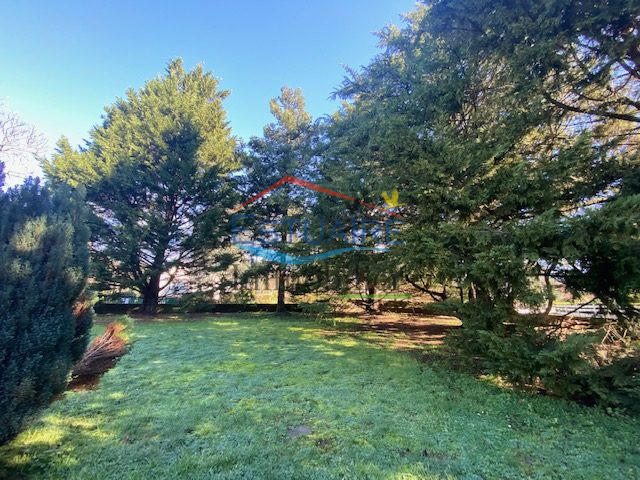 Maison traditionnelle - 128 m² - 6 pièces