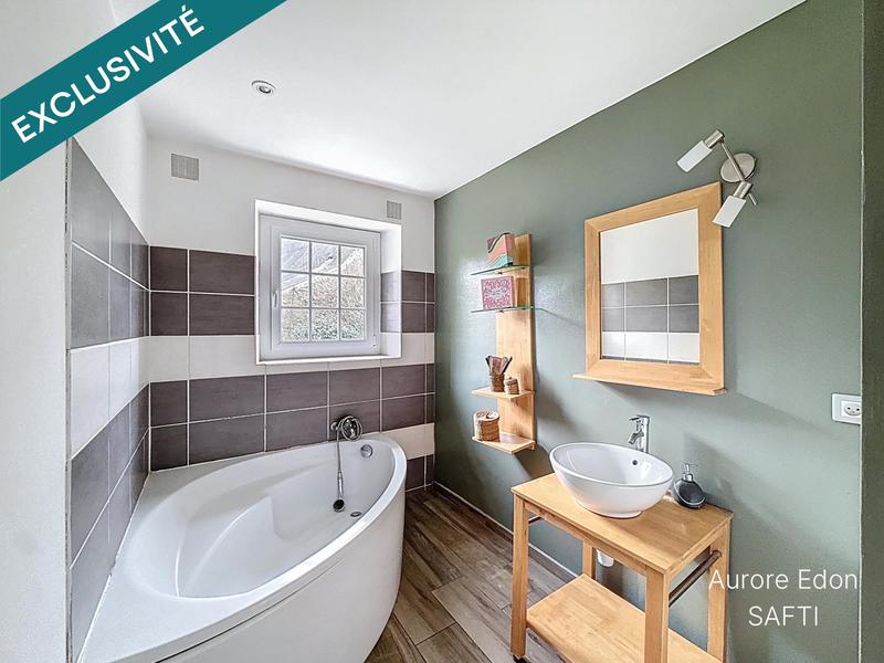 Maison - 160 m² - 6 pièces