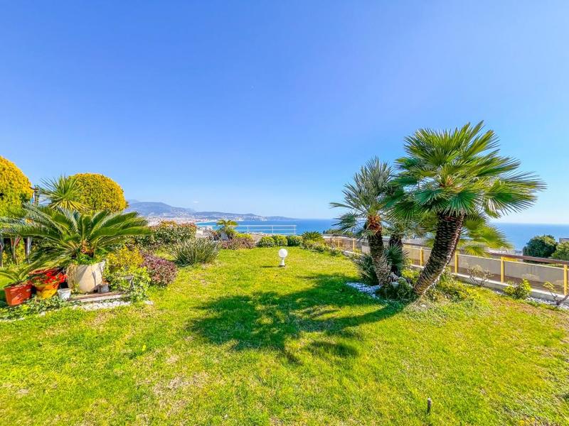 Appartement - 132 m² - 4 pièces