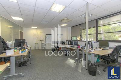 Bureau - 207 m²