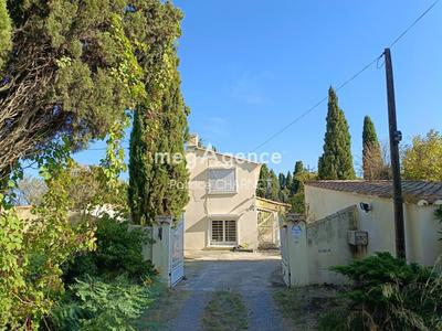 Maison - 179 m² - 5 pièces